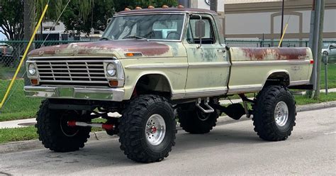 70s Ford Crew Cab