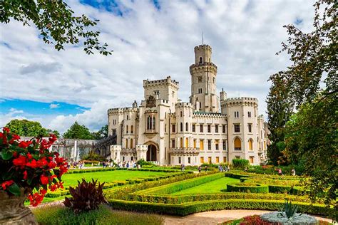 Best Castles in the Czech Republic - Historic European Castles