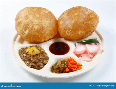 Poori Chana And Halwa Poori Is Famous Desi Dish In Break Fast Royalty ...