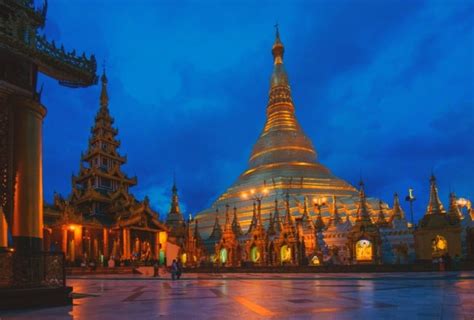 Shwedagon Pagoda Travel Guide: History, facts, photos & more