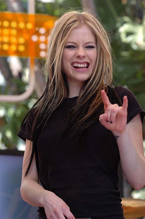 Avril Lavigne - Avril Lavigne Photo (5865219) - Fanpop