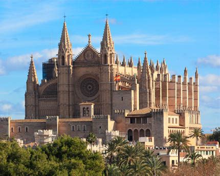 La Catedral de Palma, un templo gótico con vistas al mar