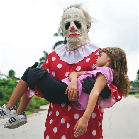 Scary Clown Couple Costumes