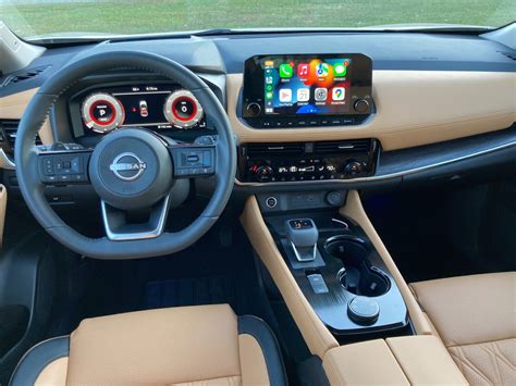 2023 Nissan Rogue Pictures: | U.S. News