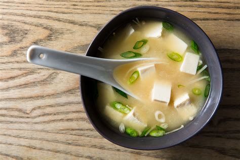 Miso: How To Make Japanese Miso Soup – DesiDakaar