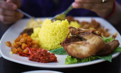 A Little Step A Day: Indonesian Nasi Campur: A Feast On A Plate