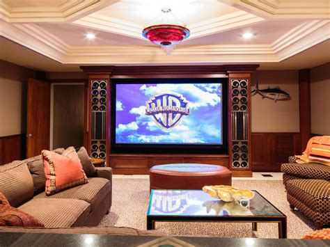 Ideas to Decorate a Living Room Theaters | Roy Home Design