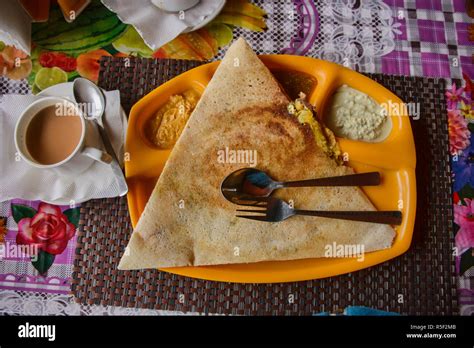 Masala dosa - South Indian specialty Stock Photo - Alamy