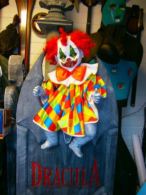 100 Best images about Halloween Clown Room on Pinterest | Halloween ...