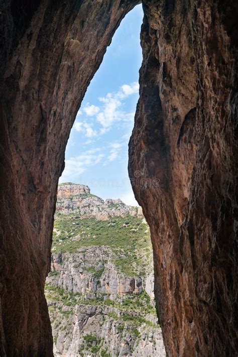 Exit from the cave stock image. Image of cavern, dirt - 73743251