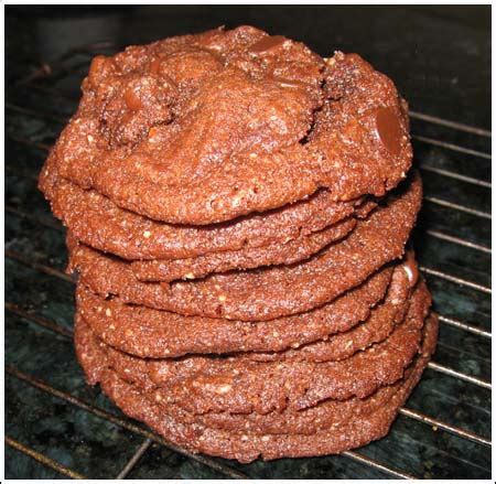 Chewy Chocolate Almond Cookies - Cookie Madness