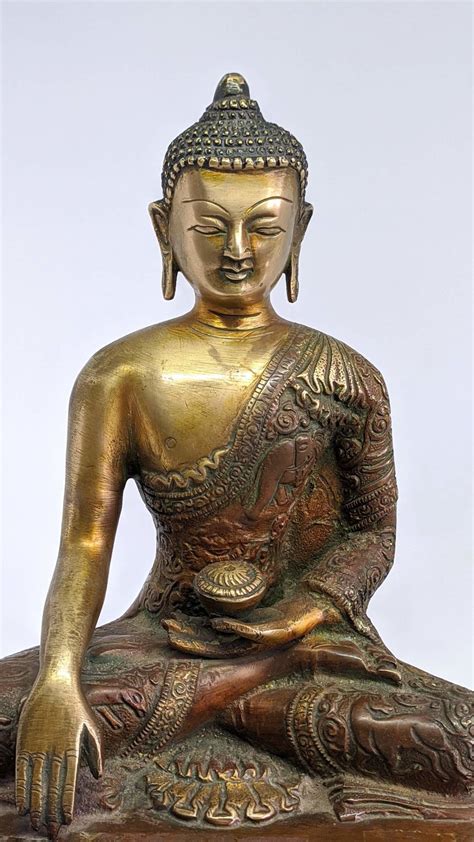 13 Inch Antique Shakyamuni Buddha Statue For Sale - Handicrafts In Nepal