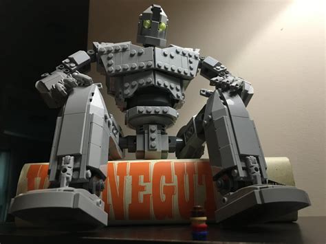 The Iron Giant : lego