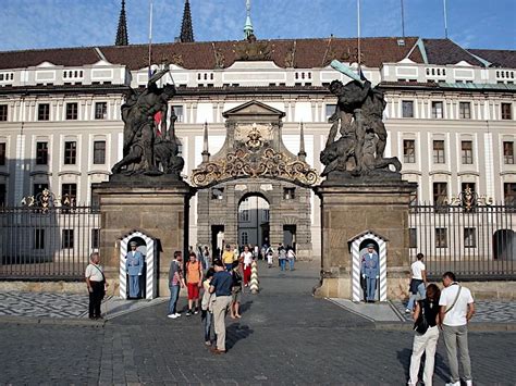 Prague Castle - History of the World's Largest Ancient Castle