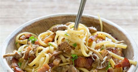 BACON MUSHROOM PASTA | GARLIC MATTERS