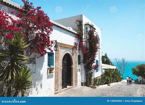 Streets of Sidi Bou Said with Traditional Architecture, Tunisia ...