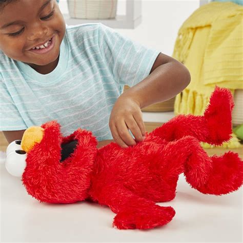 tickle me elmo - www.cctvdreams.com