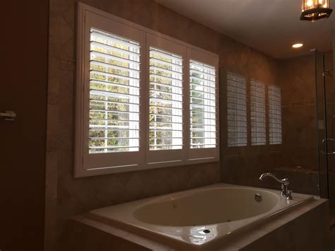 Best Bathroom Window Treatments | Blinds Brothers