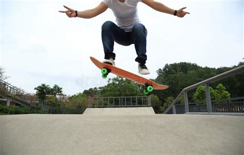 Skateboarder Practice Ollie Trick at Skatepark Stock Image - Image of ...