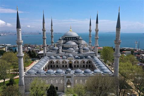 Erdoğan reopens iconic Blue Mosque after 5-year restoration | Daily Sabah