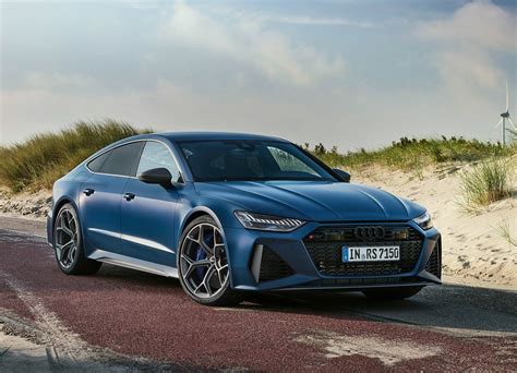 2023 - AUDI RS 7 SPORTBACK PERFORMANCE | Fabricante AUDI | PlanetCarsZ