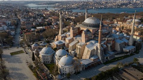 Hagia Sophia ‑ Meaning, Mosque & Istanbul | HISTORY