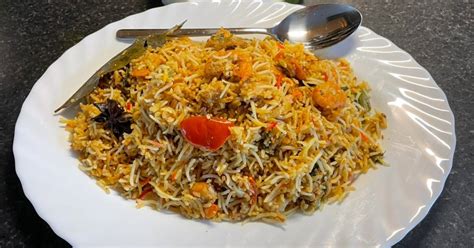 PRAWN BIRYANI: (one pot prawn Biryani) Recipe by Lubna’s Kitchen - Cookpad