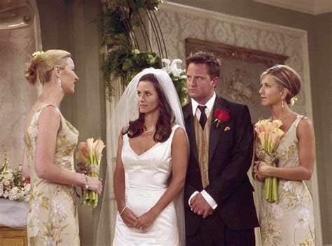 Friends: Monica Gellar and Chandler Bing Celebrate Wedding Anniversary