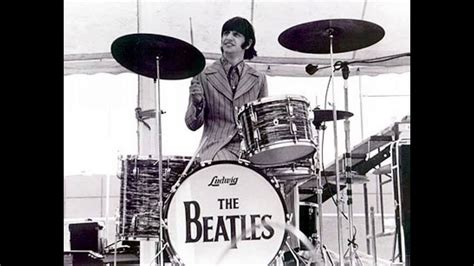 World's greatest drummers salute to Ringo (video) - beatlesgame.com