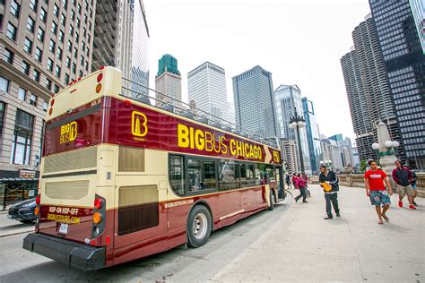 Hop-On Hop-Off Bus Tour Chicago – 1,or 2-day pass