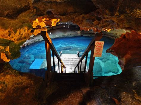 What To Expect At Devil Den’s Cave – Unusual Places