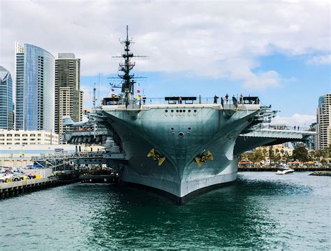 How to Tour the USS Midway Museum