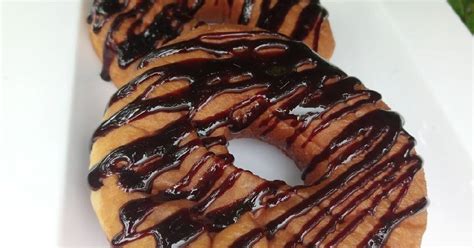 Super yummy donut recipe Recipe by deedah pastries - Cookpad