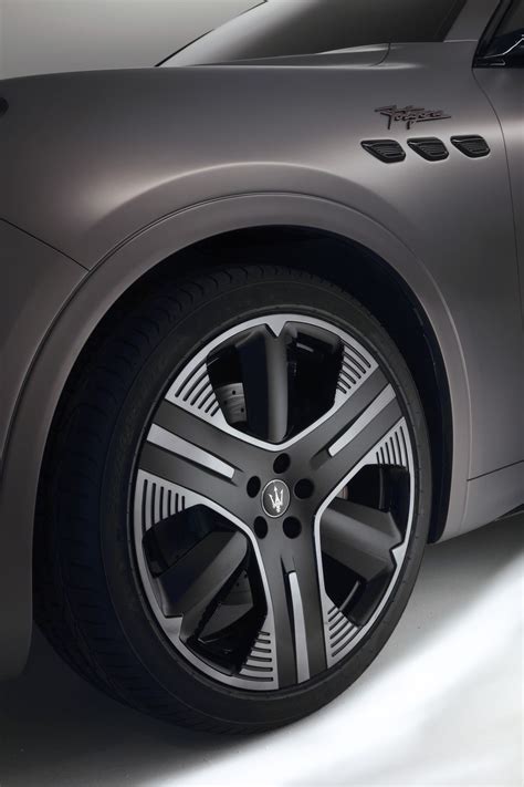 Maserati jumps into luxury EV market with all-electric Grecale compact ...