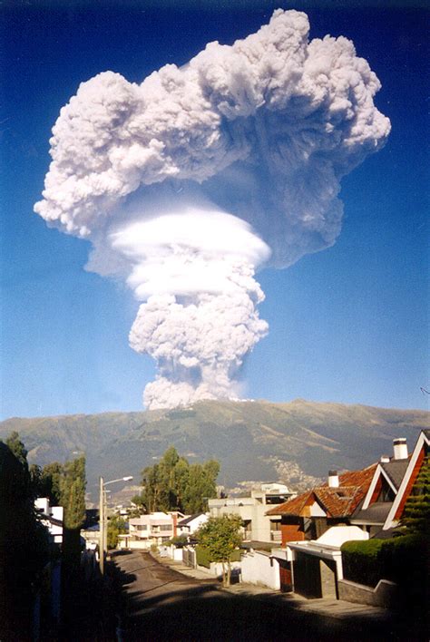 The Pichincha volcano erupts near the Ecuadorean capital of Quito ...