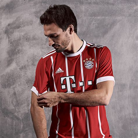 SOCCER LOCKER REVIEW: NEW FC BAYERN MUNICH KIT • SoccerToday