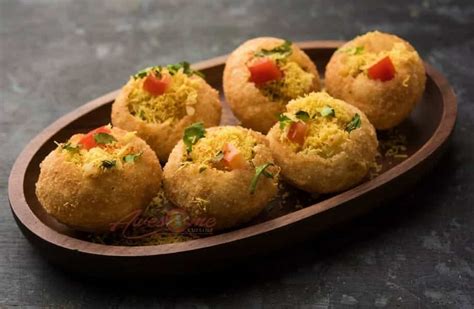 Sev Puri Recipe - Awesome Cuisine