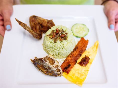 Nasi Lemak Recipe | Local Recipes | Honeycombers Singapore