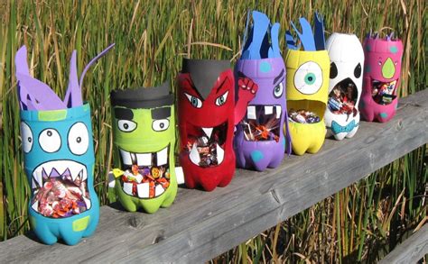 Halloween Craft - Monster Bottle - Fun Crafts Kids