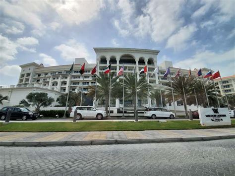 Waldorf Astoria, Dubai Palm Jumeirah, Review – Mad For Miles