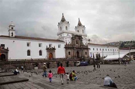 Quito: Churches in the Historic City Center (Ecuador) - Nomadic Niko