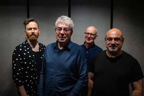 Founding member of 10cc, Graham Gouldman, to bring his acoustic ‘Heart ...