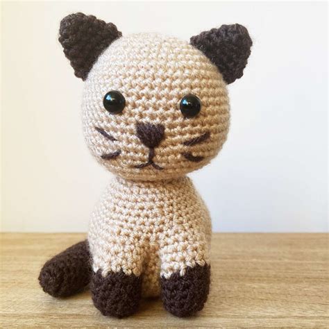 Cat Amigurumi Crochet Pattern - Willow Crochet