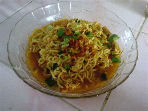 My Oh My Life: Resep Mie Rebus Jawa dengan Mie Instan Goreng