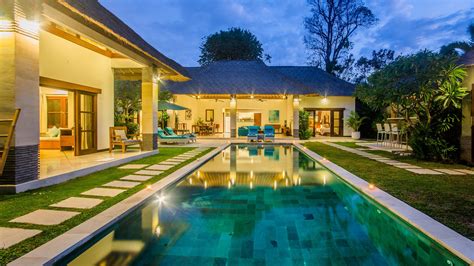 Villa Alore | 6 bedrooms | Sleeps 12 | Pool | Seminyak, Bali