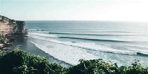 Surfing Uluwatu, Bali - Read This Guide BEFORE You Go! | Stoked For Travel