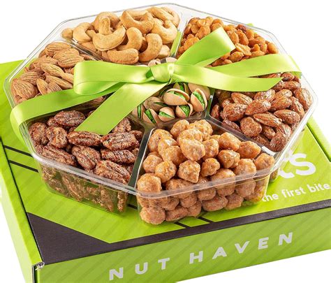 Amazon.com : Holiday Christmas Nuts Gift Basket - Assortment Of Sweet ...