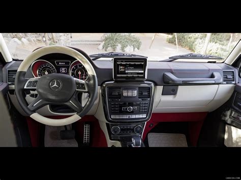 2013 Mercedes-Benz G63 AMG 6x6 Concept - Interior | Caricos