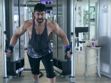 Actor Aamir Khan totally transformed his body for his new movie 'Dangal ...