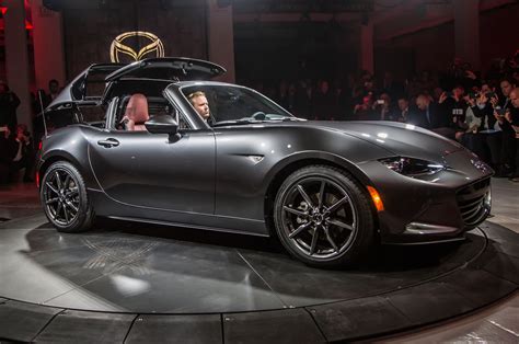 5 Things to Know About the 2017 Mazda MX-5 Miata RF | Automobile Magazine